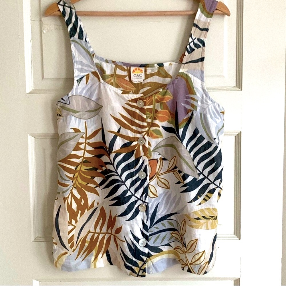 C&C California Tropical Floral Linen Boxy Button front Tank Blouse